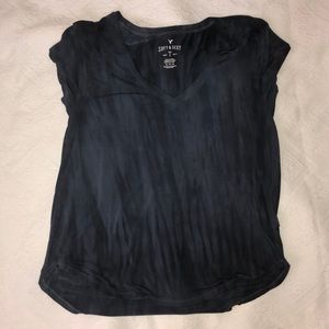 American Eagle v neck